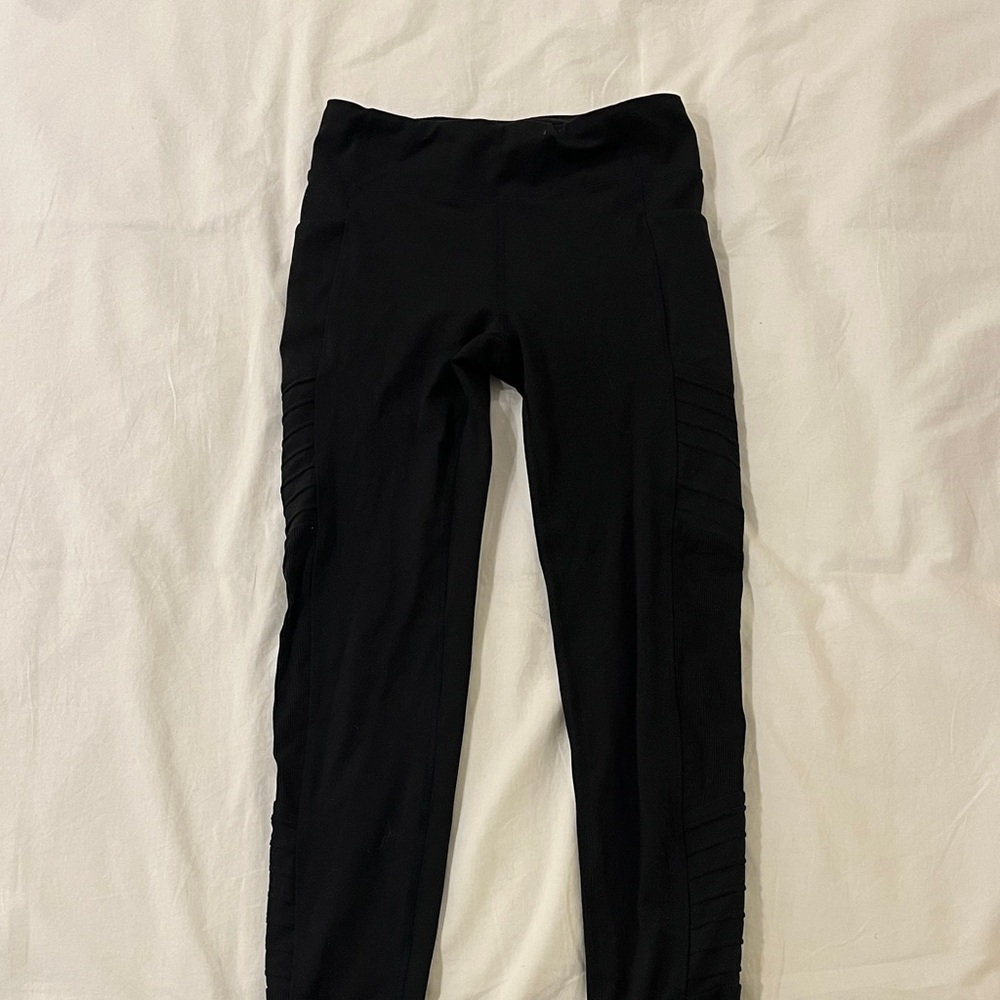 Athleta Girl Black Embossed Leggings